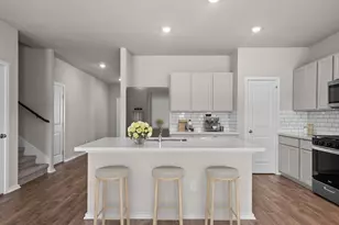 6726 Pebble Blf Ct, Cove, TX 77523 - Photo 2