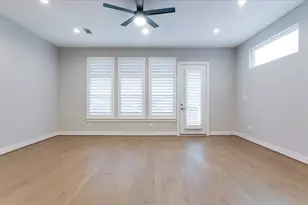 5834 Kiam St, Houston, TX 77007 - Photo 10