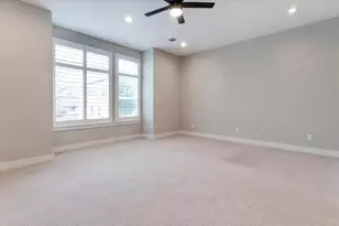 5834 Kiam St, Houston, TX 77007 - Photo 18