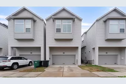 5834 Kiam Street, Houston, TX 77007 - Photo 1