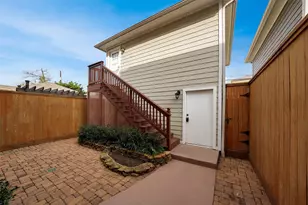 313 E 25th St, Houston, TX 77008 - Photo 42