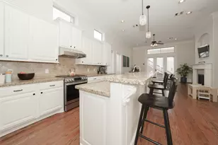 313 E 25th St, Houston, TX 77008 - Photo 12