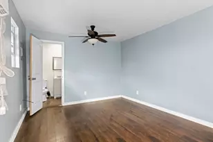 9702 Tiltree St, Houston, TX 77075 - Photo 16