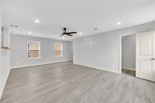 127 Egret Canal N, Baytown, TX 77523 - Photo 8