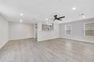 127 Egret Canal N, Baytown, TX 77523 - Photo 10