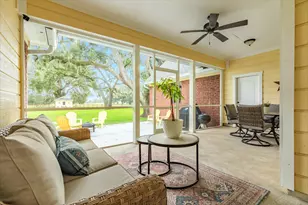 1619 Flintlock Ct, Angleton, TX 77515 - Photo 36