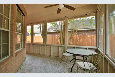 19 E Sunny Slope Circle, The Woodlands, TX 77381 - Photo 36