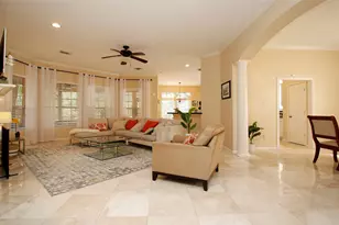 19 E Sunny Slope Cir, The Woodlands, TX 77381 - Photo 4