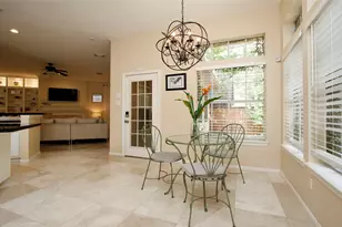 19 E Sunny Slope Cir, The Woodlands, TX 77381 - Photo 16