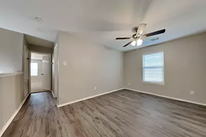 12522 Sterlingstone Drive, Houston, TX 77066 - Photo 16