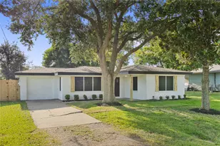 316 S Noble Rd, Texas City, TX 77591 - Photo 4