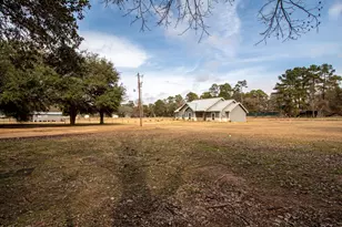 365 Running Deer Rd, Grapeland, TX 75844 - Photo 28