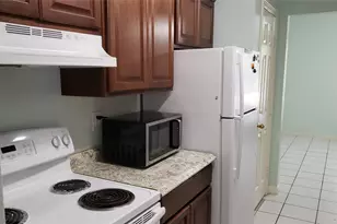 11169 Village Bend Ln, Houston, TX 77072 - Photo 4