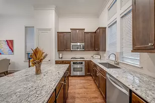2713 Arabelle Grove, Houston, TX 77007 - Photo 6