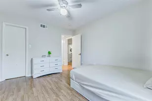 250 El Dorado Blvd, Houston, TX 77598 - Photo 8