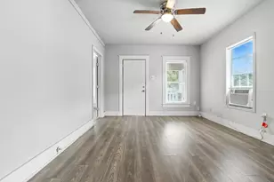 1305 Pine St, Baytown, TX 77520 - Photo 10