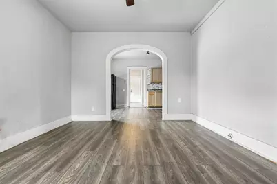 1305 Pine Street, Baytown, TX 77520 - Photo 8