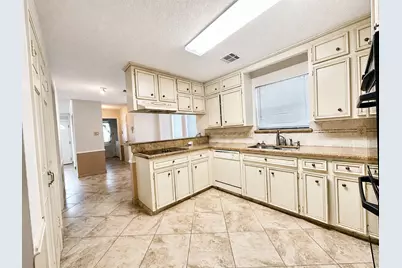 2058 Parkdale Drive, Houston, TX 77339 - Photo 8