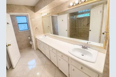 2058 Parkdale Drive, Houston, TX 77339 - Photo 16
