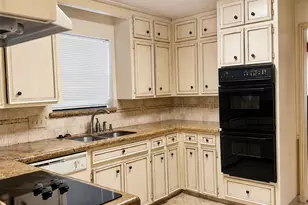 2058 Parkdale Dr, Houston, TX 77339 - Photo 2