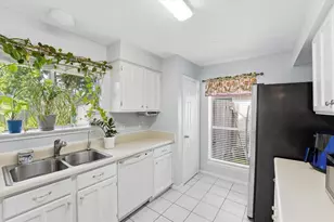 13318 Natasha Ln, Houston, TX 77015 - Photo 12