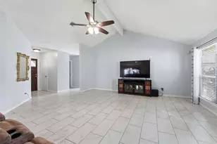 13318 Natasha Ln, Houston, TX 77015 - Photo 8