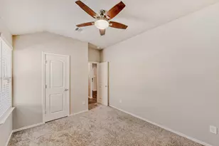 8015 Tamarind Ln, Baytown, TX 77521 - Photo 24