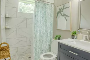 8150 Herschelwood St, Houston, TX 77033 - Photo 16