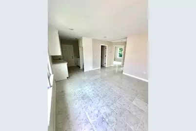 4305 Phlox Street #8A, Houston, TX 77051 - Photo 6