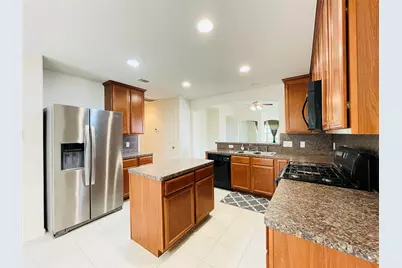 2406 Blue Reef Drive, Katy, TX 77449 - Photo 8