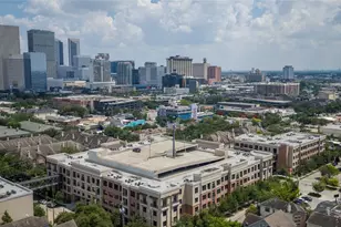 206 McGowen St, Houston, TX 77006 - Photo 22