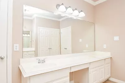 3202 Holly Meadow Drive, Houston, TX 77042 - Photo 18