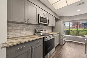 7447 Cambridge St, Houston, TX 77054 - Photo 18