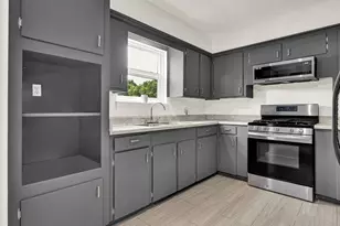 7839 Fondren Rd, Houston, TX 77074 - Photo 10