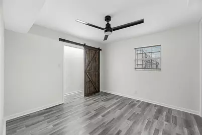 7616 Grahamcrest Dr, Houston, TX 77061 - Photo 6