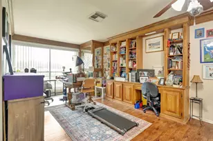 16158 Seahorse Dr, Houston, TX 77062 - Photo 22