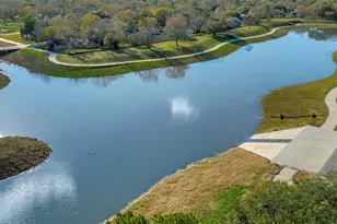 16158 Seahorse Dr, Houston, TX 77062 - Photo 36