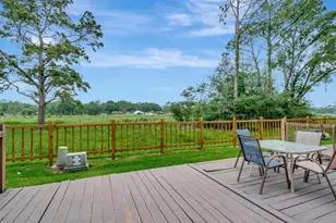16158 Seahorse Dr, Houston, TX 77062 - Photo 4