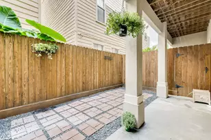5722 Maxie St, Houston, TX 77007 - Photo 10