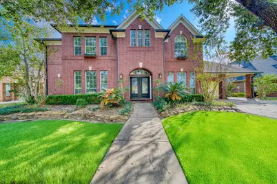 9606 Oakland Lake Way, Missouri City, TX 77459 - Photo 2