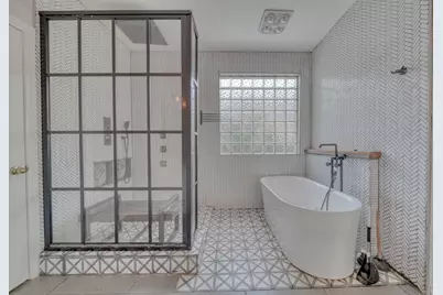 9606 Oakland Lake Way, Missouri City, TX 77459 - Photo 18