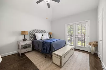 5119 Locust Street, Bellaire, TX 77401 - Photo 32