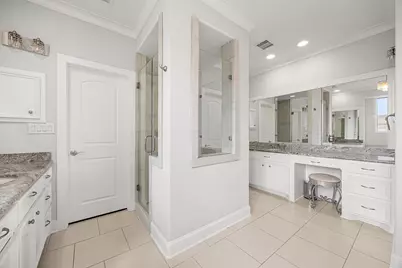 5119 Locust Street, Bellaire, TX 77401 - Photo 30