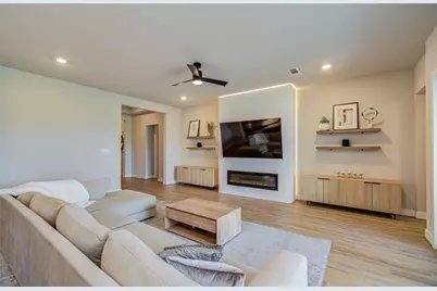 2127 Berry Trace Court, Manvel, TX 77578 - Photo 8