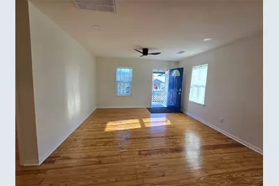 914 Avenue K, Galveston, TX 77550 - Photo 8