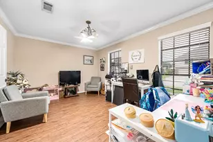 7118 Tonkawa St, Baytown, TX 77521 - Photo 8