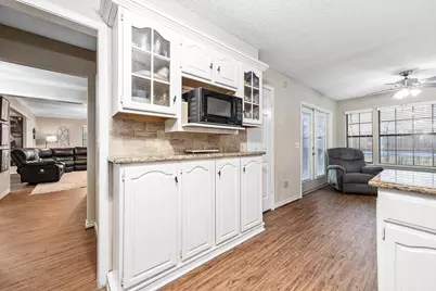 7118 Tonkawa Street, Baytown, TX 77521 - Photo 10