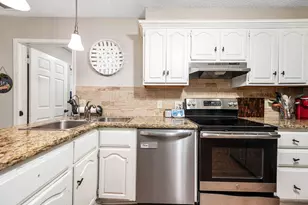 7118 Tonkawa St, Baytown, TX 77521 - Photo 12