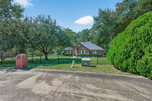 81 N Holly Gln Dr, Point Blank, TX 77364 - Photo 48