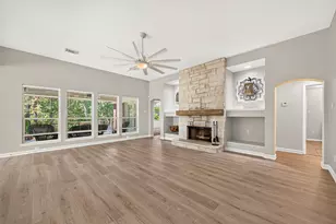81 N Holly Gln Dr, Point Blank, TX 77364 - Photo 16
